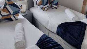 3 bedrooms, iron/ironing board, travel cot, free WiFi