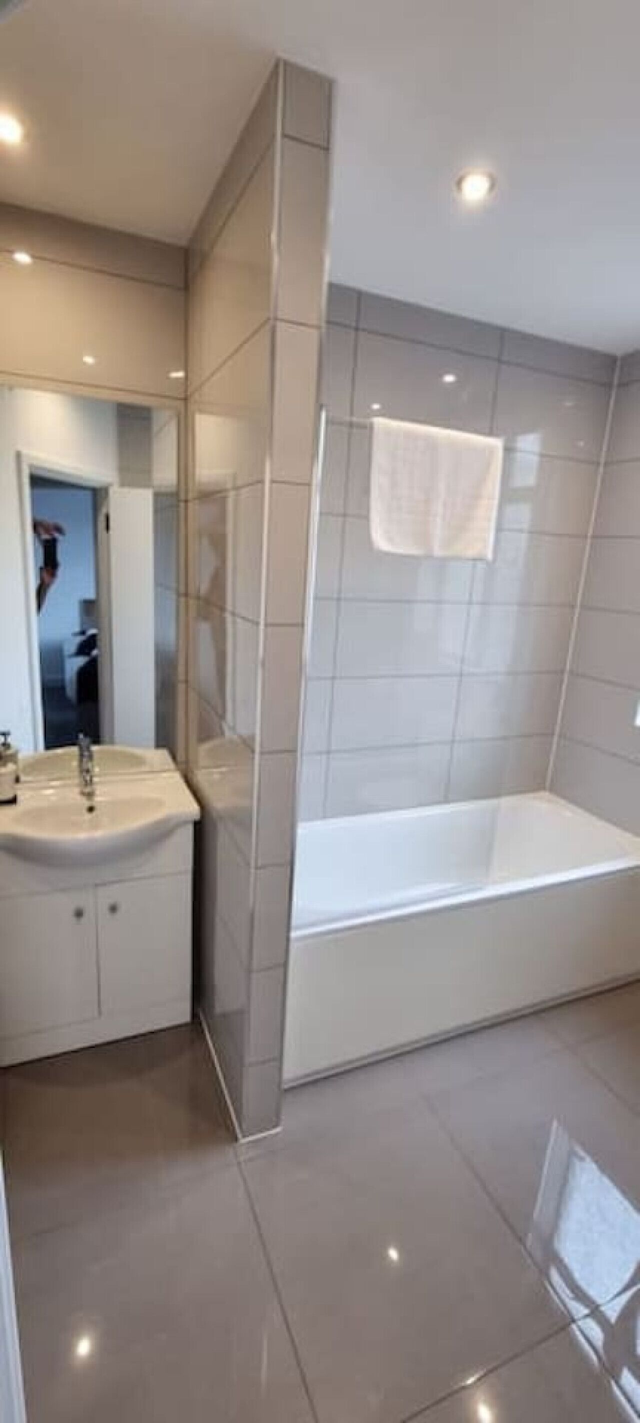 Hair dryer, towels