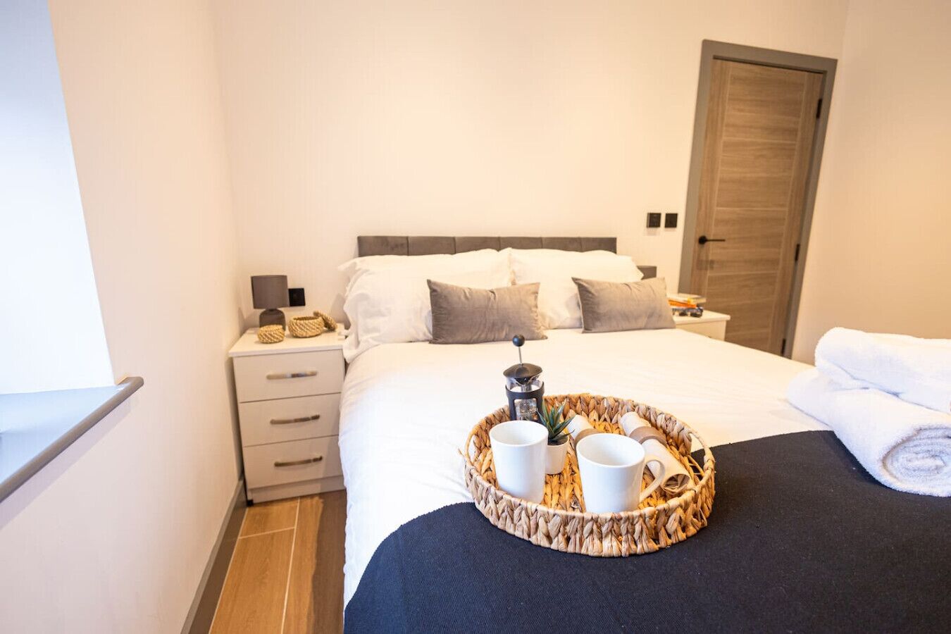 2 bedrooms, iron/ironing board, travel cot, free WiFi