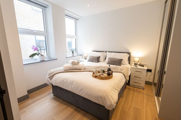 1 bedroom, iron/ironing board, travel cot, WiFi