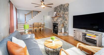 Charming Hellertown 3-Bedroom with A/C, Your Comfortable Home Awaits