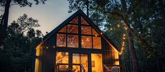 #2 Hummingbird at Lost Forest Cabins