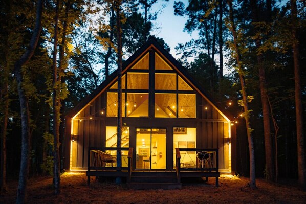 Exterior - #7 Beauty Berry at Lost Forest Cabins (Richards)