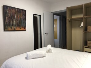 2 bedrooms, iron/ironing board, free WiFi, bed sheets - 14A11 Apartment with views in Lastres (Lastres)
