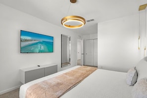 7 Schlafzimmer, Bügeleisen/Bügelbrett, WLAN, Bettwäsche