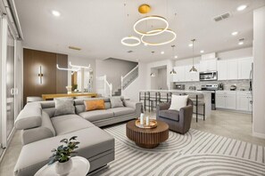 TV - 5 Bedrooms/ 4.5 Bathrooms/ Windsor Cay (16146 CC) (Clermont)