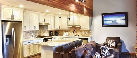 المنشأة من الداخل