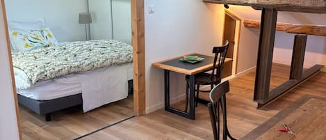 1 bedroom, Internet, bed sheets