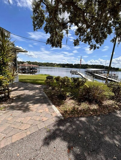 Enjoyable lakeside cabin in Babson Park on Crooked Lake