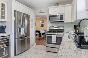 Microwave, oven, stovetop, dishwasher