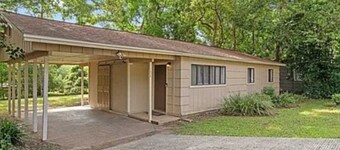 Cozy 3-bedroom house walking distance to FSU/Doak