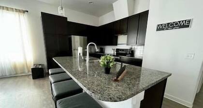 Spacious Place to Work and Relax