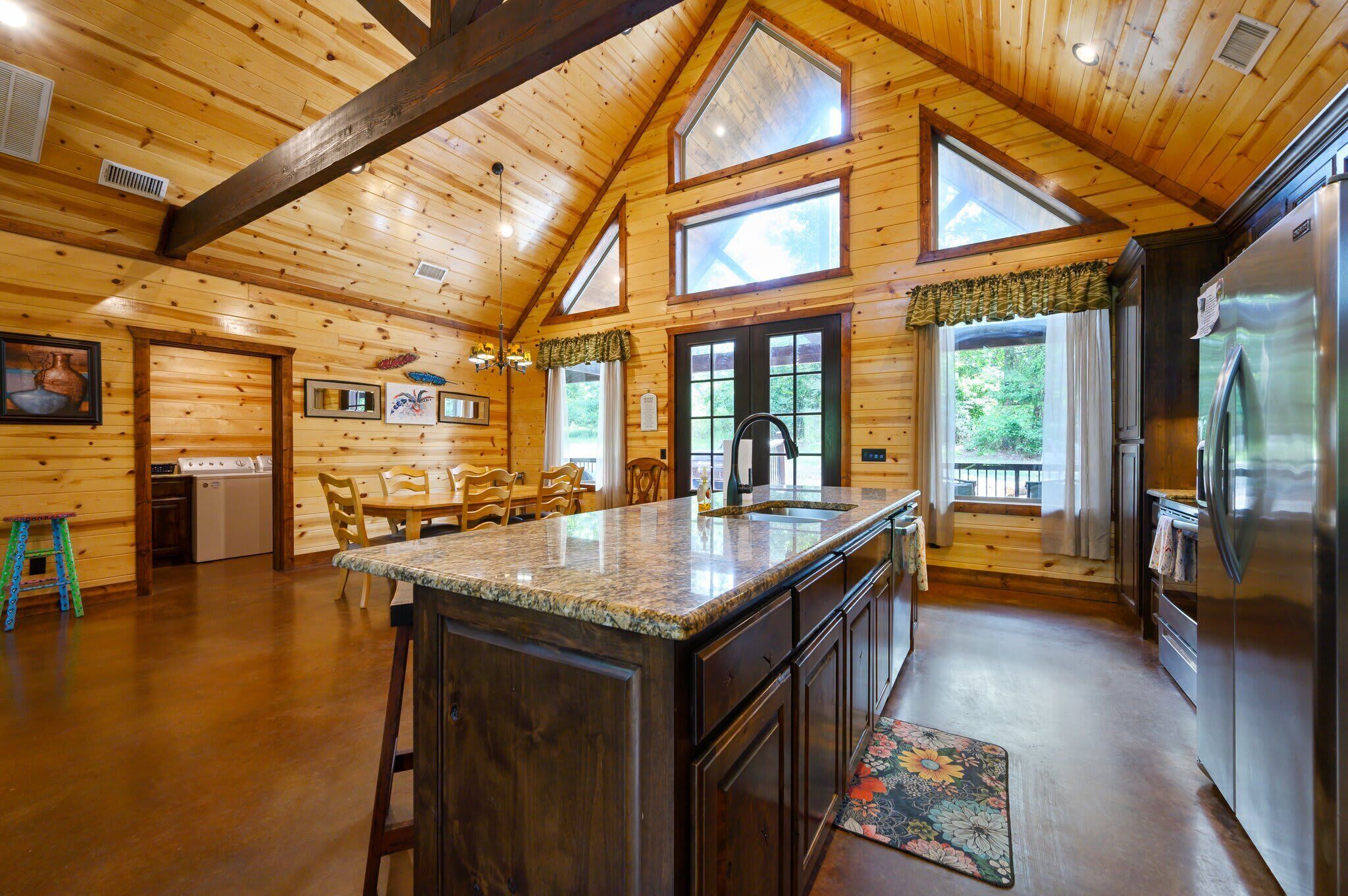 Cabin, Multiple Beds, Hot Tub, Mountain View (Majestic High) | Private kitchen