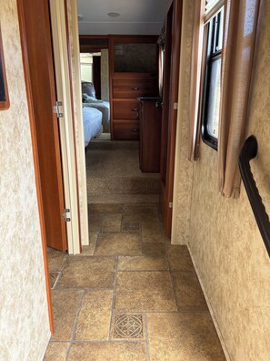 1 makuuhuone, ilmainen Wi-Fi, vuodevaatteet