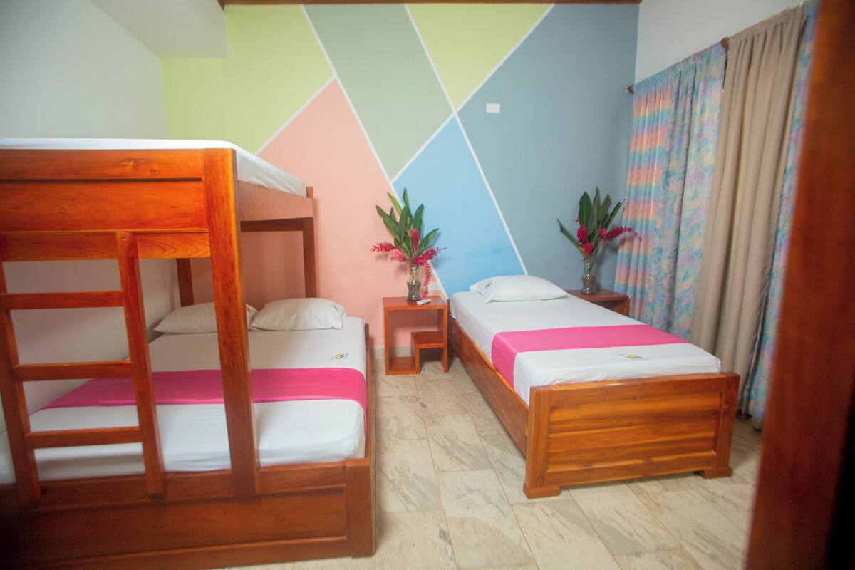 Deluxe Room | Free WiFi