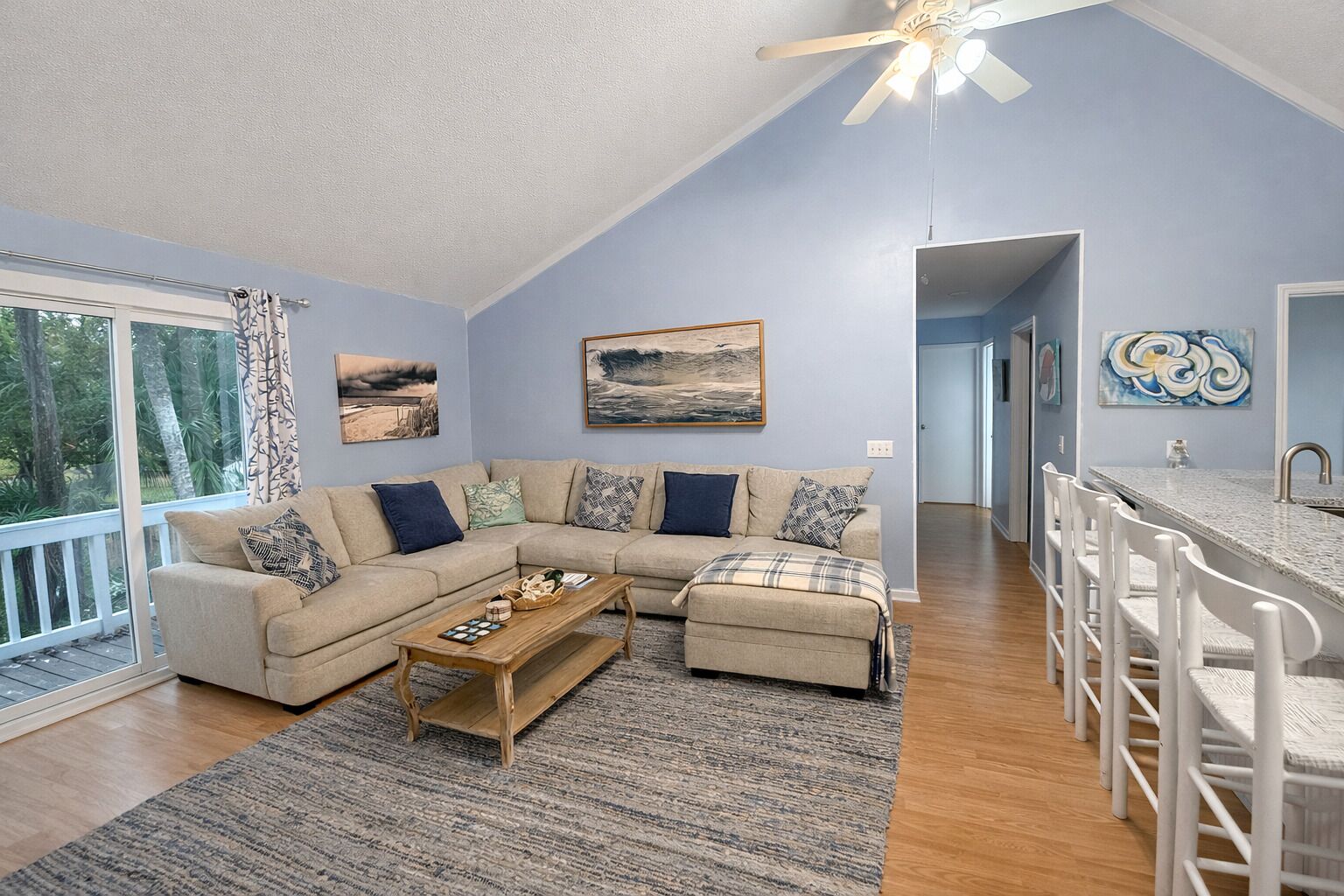 Coastal Charm Awaits: Beautiful 3br/2ba Beach Retreat On Edisto Island! - Edisto Beach