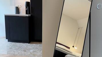 9 makuuhuonetta, Wi-Fi, vuodevaatteet