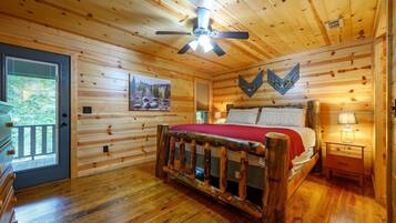 Cabin, Multiple Beds, Hot Tub, Mountain View (Summer Moon Lodge) | 2 bedrooms, free WiFi