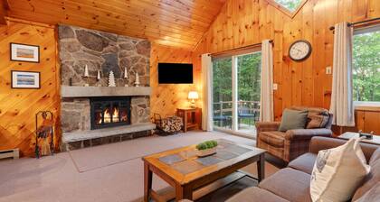 Rustic Luxe w/ Creek & Privacy