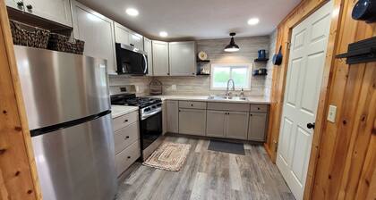 General Store 4 Bedroom Apartment in Cadillac