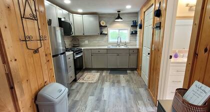 General Store 4 Bedroom Apartment in Cadillac