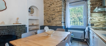 Charming, functional apartment, ground floor, 10min from the Gourette ski resort