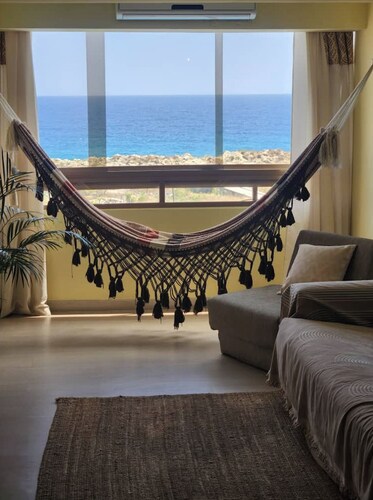 Ritasol Palace, a relaxing apartment in front of the sea