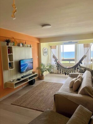 Smart TV, table tennis, books, stereo - Ritasol Palace, a relaxing apartment in front of the sea (Caraballeda)