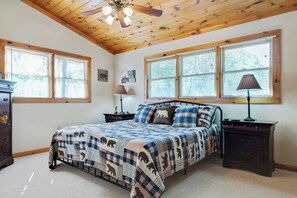 3 chambres, fer et planche à repasser, Wi-Fi gratuit, draps fournis