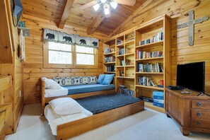 3 chambres, fer et planche à repasser, Wi-Fi gratuit, draps fournis