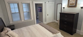 Stylish condo in the heart of downtown Manchester