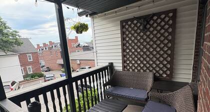 Stylish condo in the heart of downtown Manchester