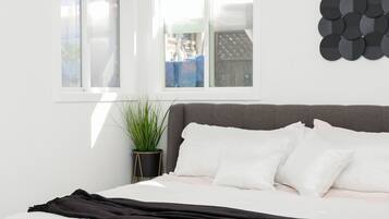 2 bedrooms, iron/ironing board, free WiFi, bed sheets