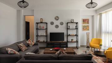 House, 3 Bedrooms, Accessible, Smoking | Living room