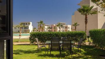 House, 3 Bedrooms, Accessible, Smoking | Garden