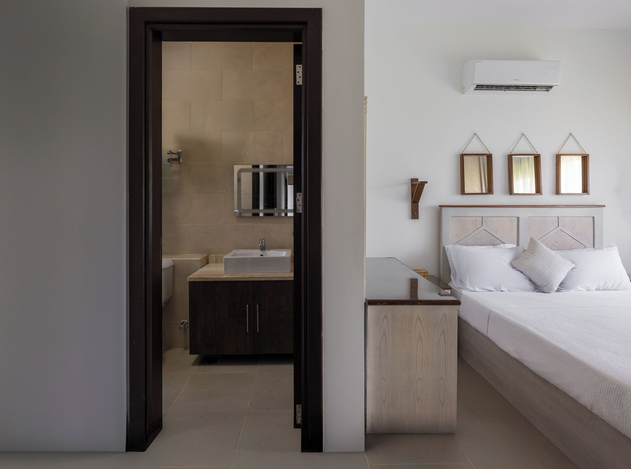 4 bedrooms