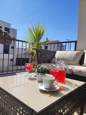 Terrace/patio - Apartment Adria Relax - private pool, Okrug Gornji (Okrug Gornji)