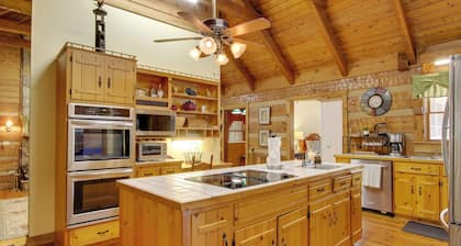 Golf + Hike: Nature Escape w/ Sauna in Hephzibah