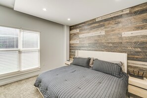 3 bedrooms, Internet, bed sheets - 3 Mi to Dtwn: Dallas Getaway w/ Game Area! (Dallas)