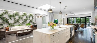 Iris @ Norwood - Luxe 4BR