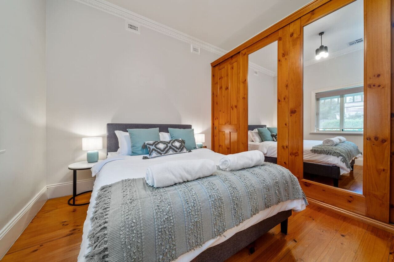 3 chambres, bureau, Wi-Fi, draps fournis