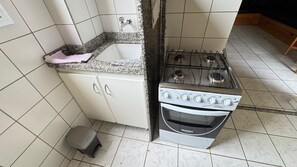 Family Apartment | Private kitchen - Ecologic Park (Caldas Novas)