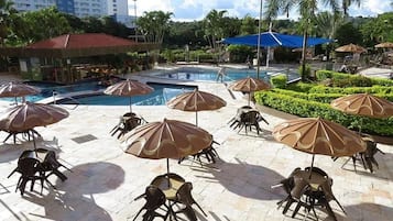 Familienapartment | Pool | 9 Außenpools