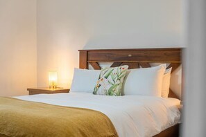 3 Schlafzimmer, Schreibtisch, WLAN, Bettwäsche