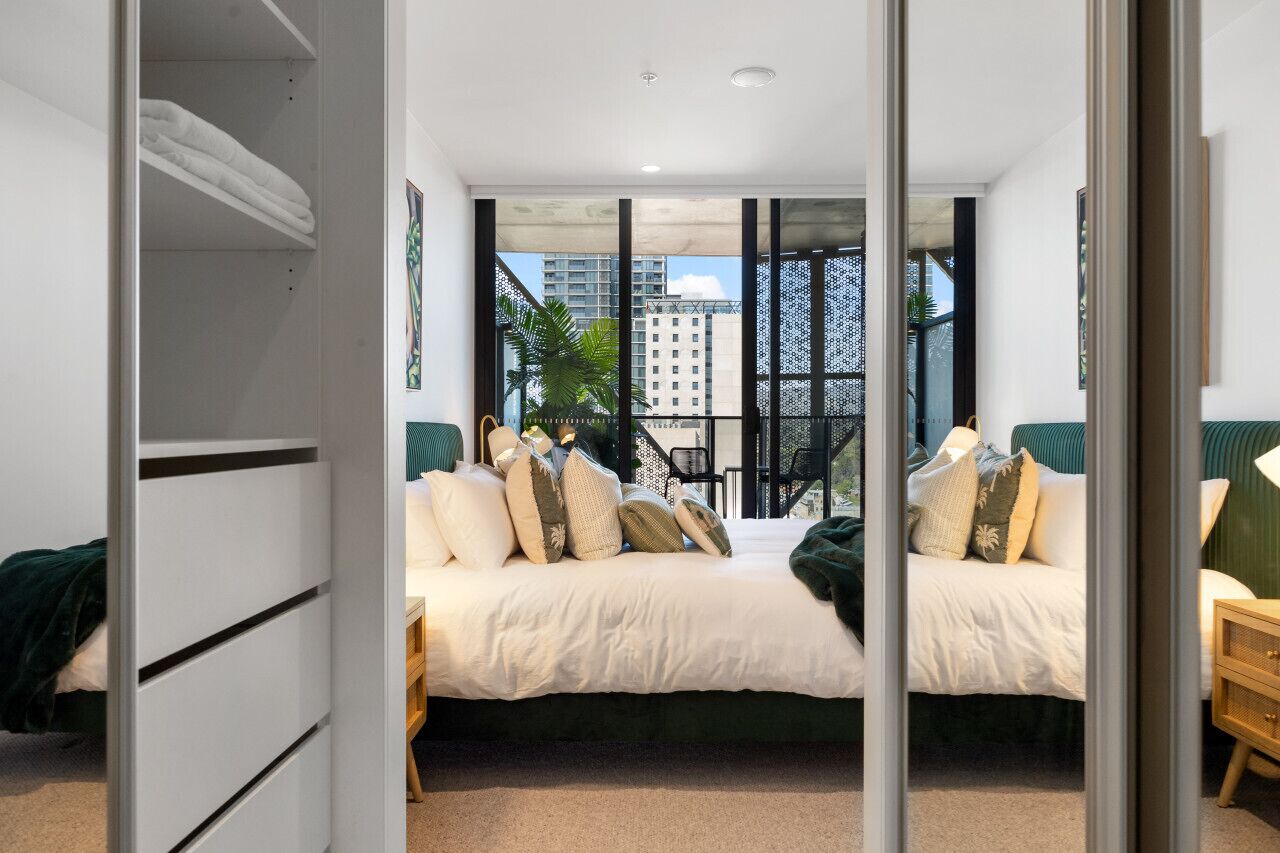 2 bedrooms, desk, iron/ironing board, free WiFi