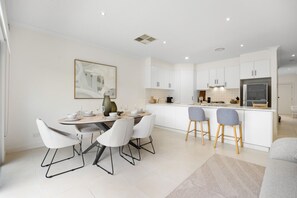 Interior - Mawson Lakes Retreat—A Peaceful and Prime Location (Mawson Lakes)
