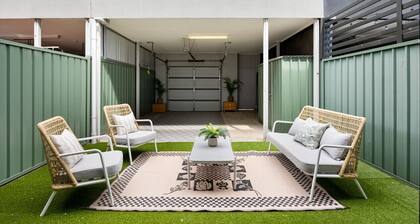 The Loft at Mawson 3BR Wifi Parking