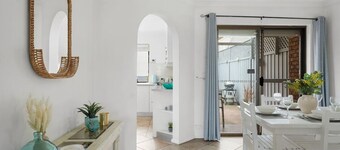 Sapphire by the Sea - Beach Family Modern