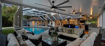 Jupiter Gem- Heated Pool and Outdoor Oasis w/Kitchen