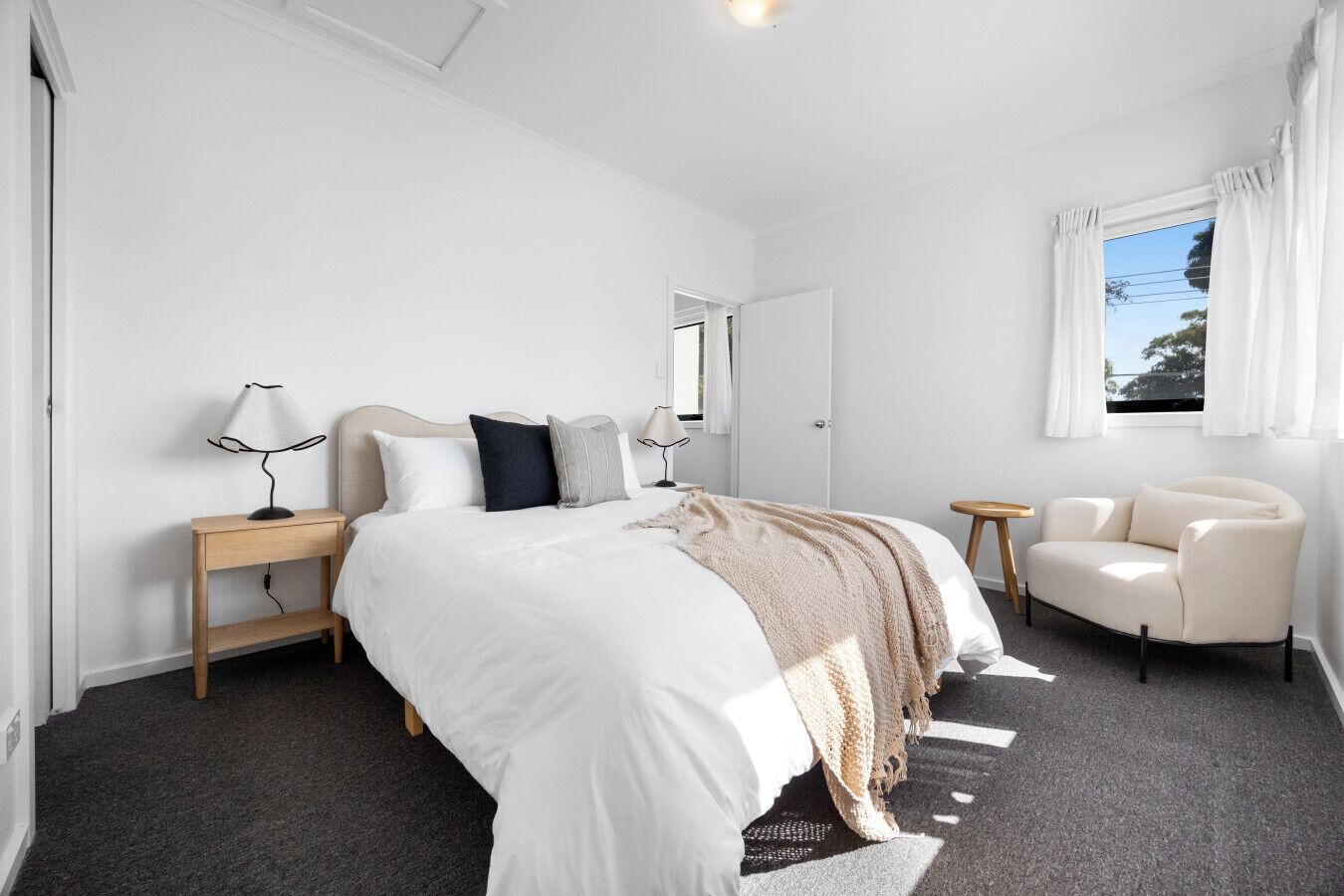 3 habitaciones, tabla de planchar con plancha y wifi gratis 